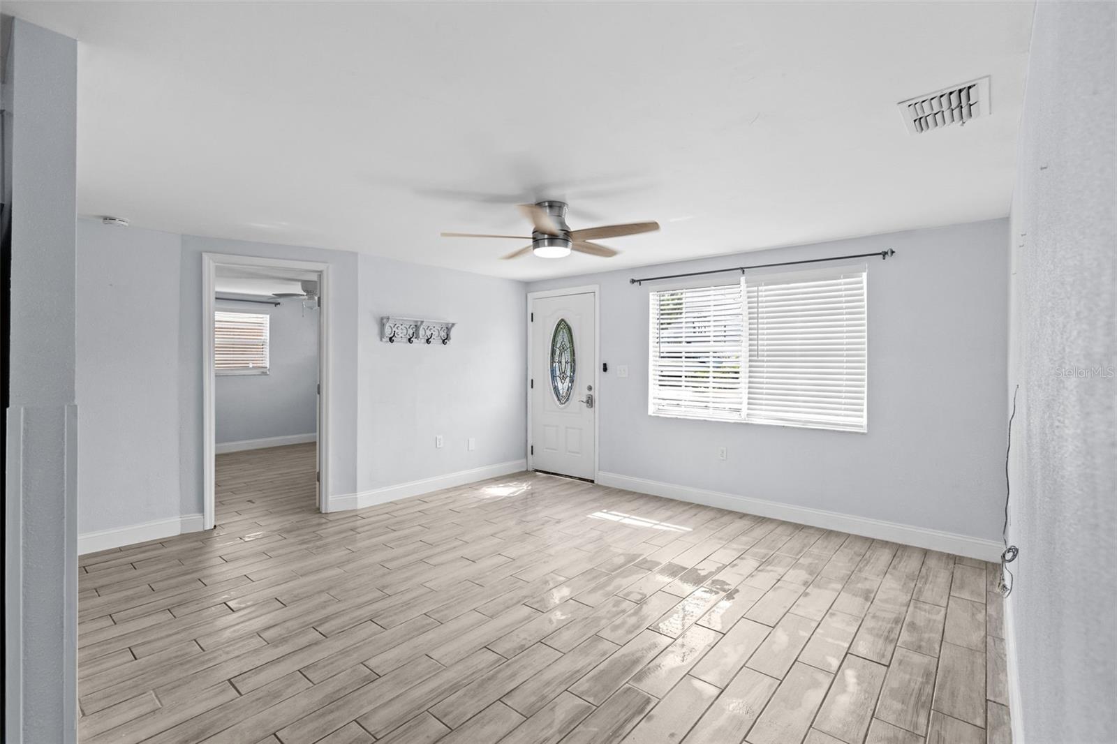 HUDSON BEACH ESTATES - Residential Lease