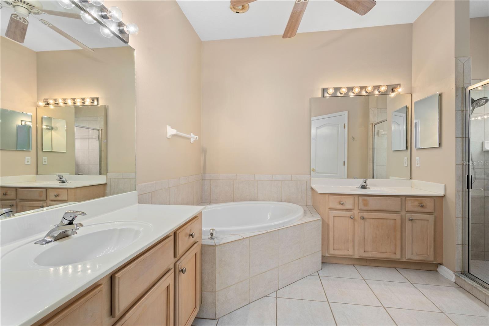 RIVENDELL WOODLANDS - Residential Lease