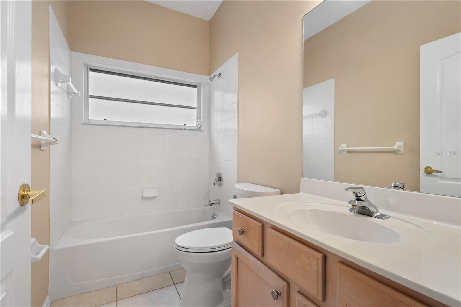 RIVENDELL WOODLANDS - Residential Lease