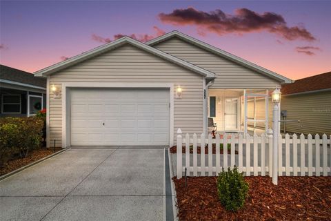 Photo of 627 Vagabond Street, The Villages, FL 32163 (MLS # G5106436)