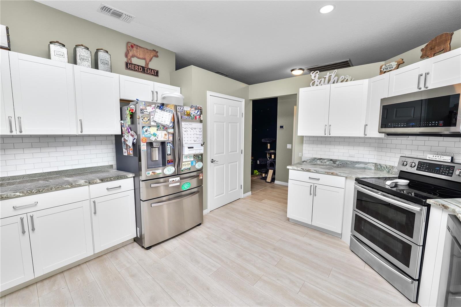 SUMMERWOOD - Residential