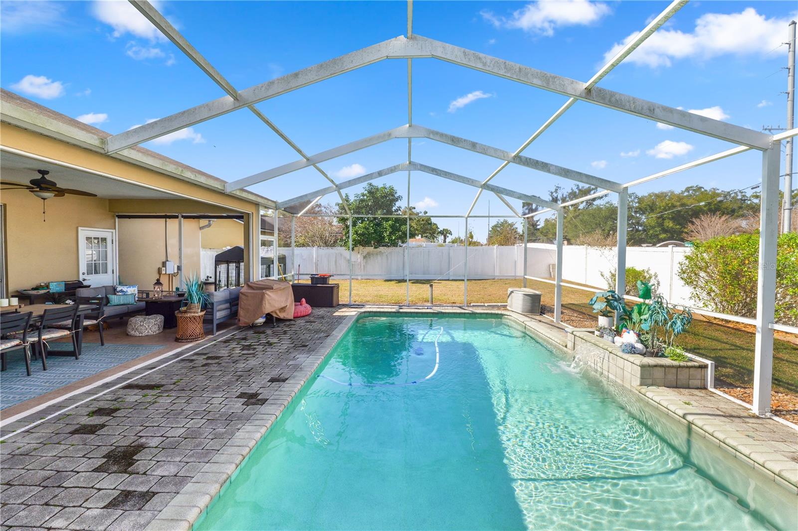 SUMMERWOOD - Residential