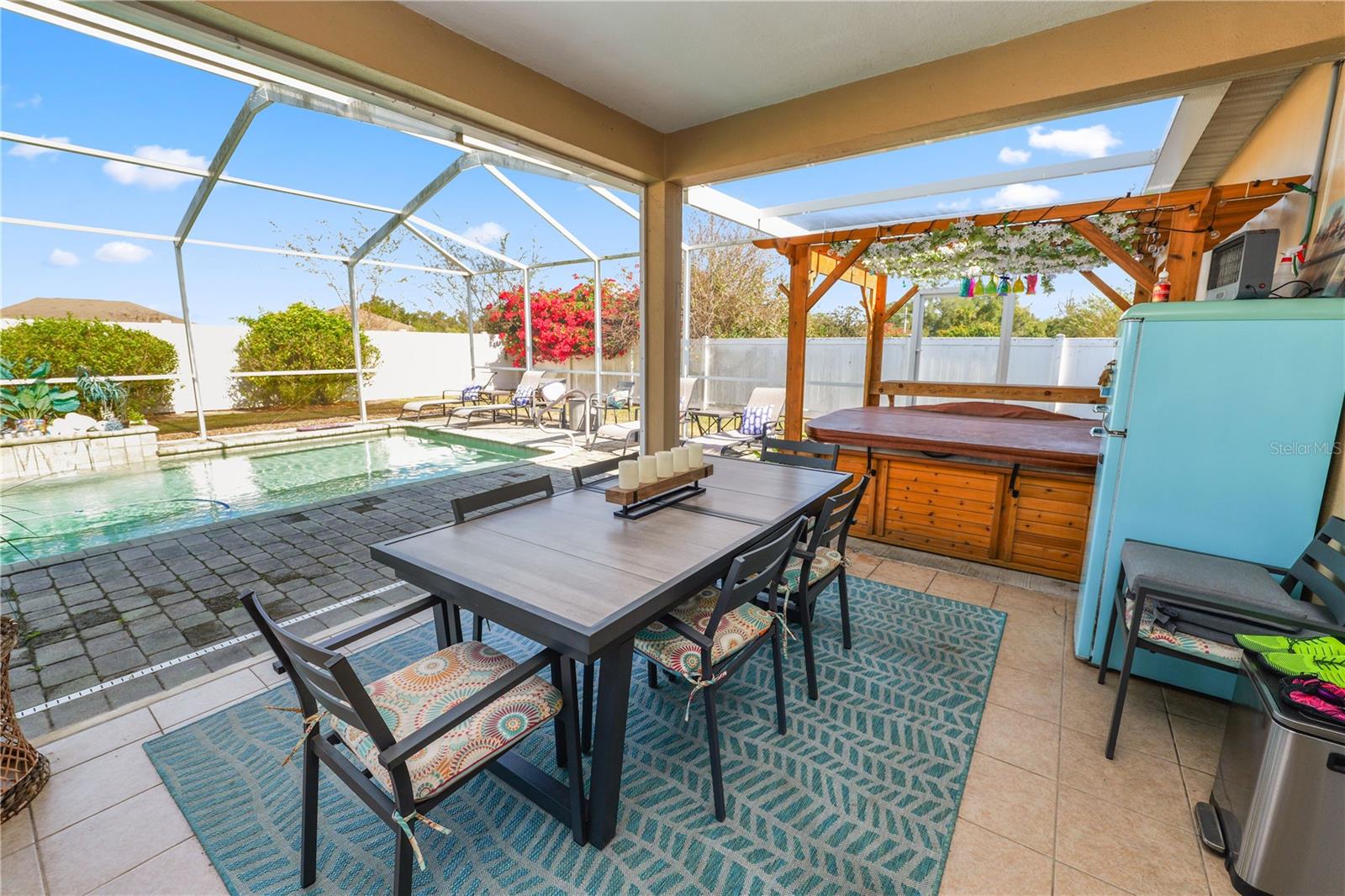 SUMMERWOOD - Residential