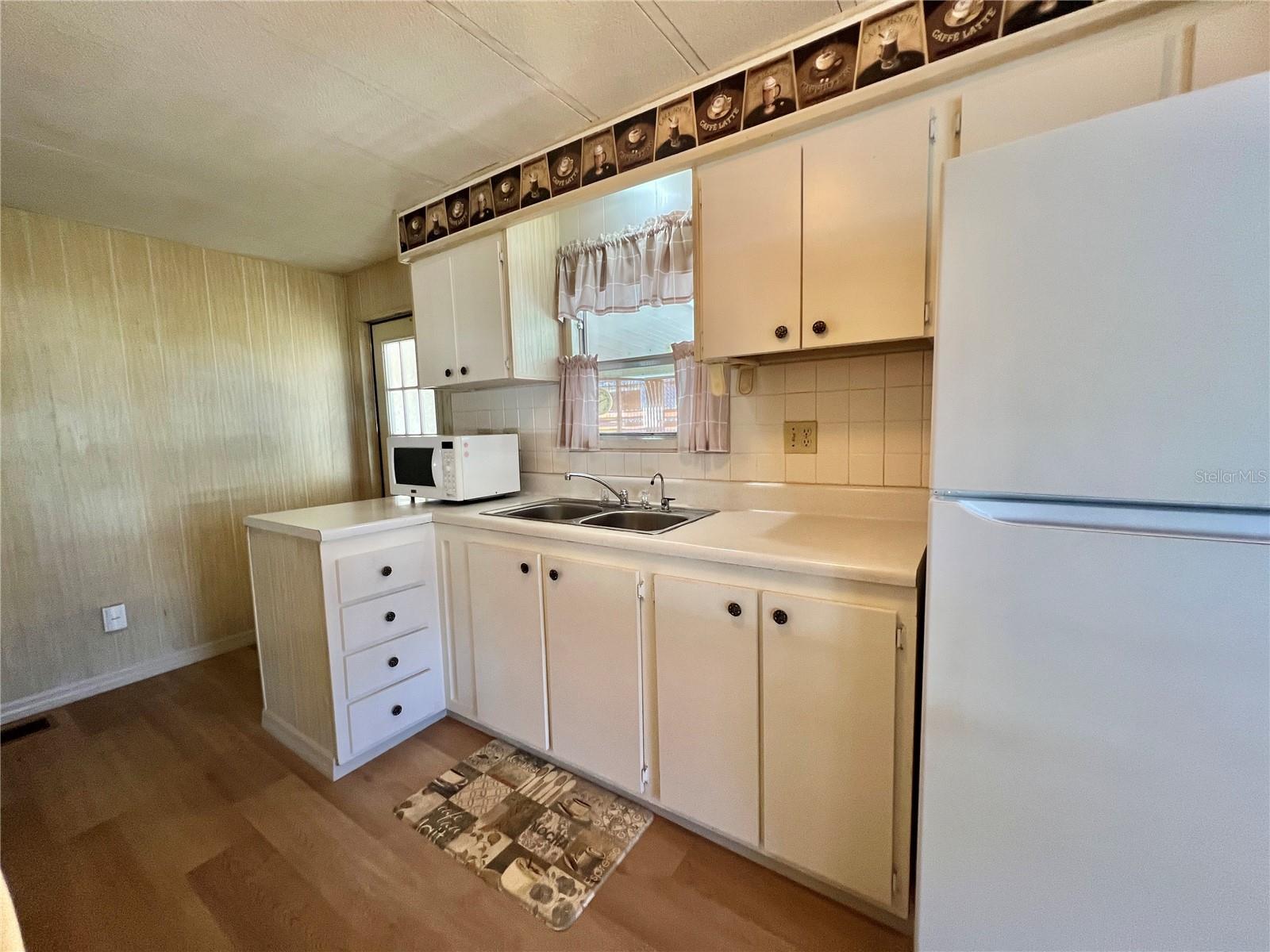 HAWTHORNE AT LEESBURG A COOP - Residential