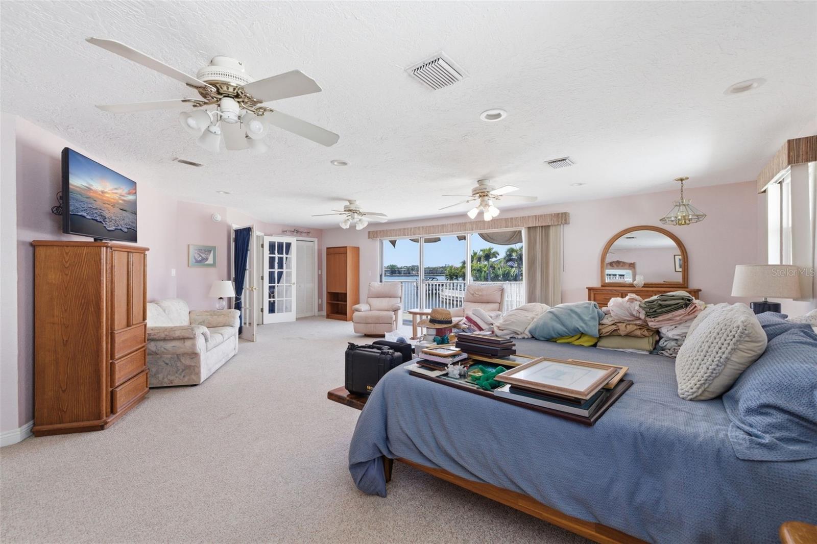 PATRICIAN POINT - Residential