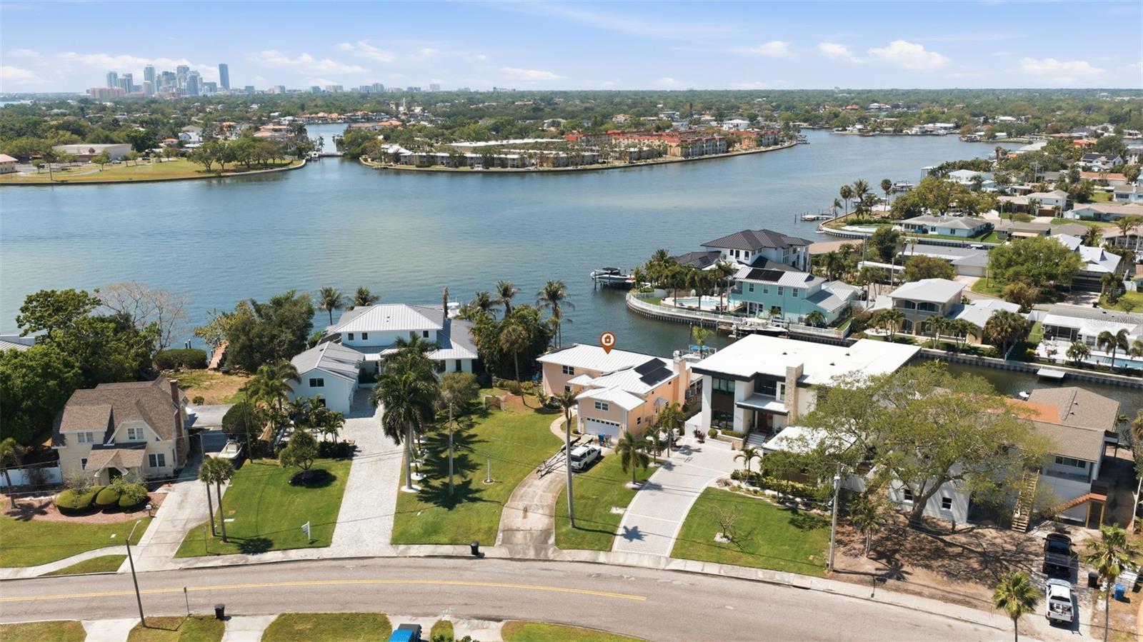 PATRICIAN POINT - Residential