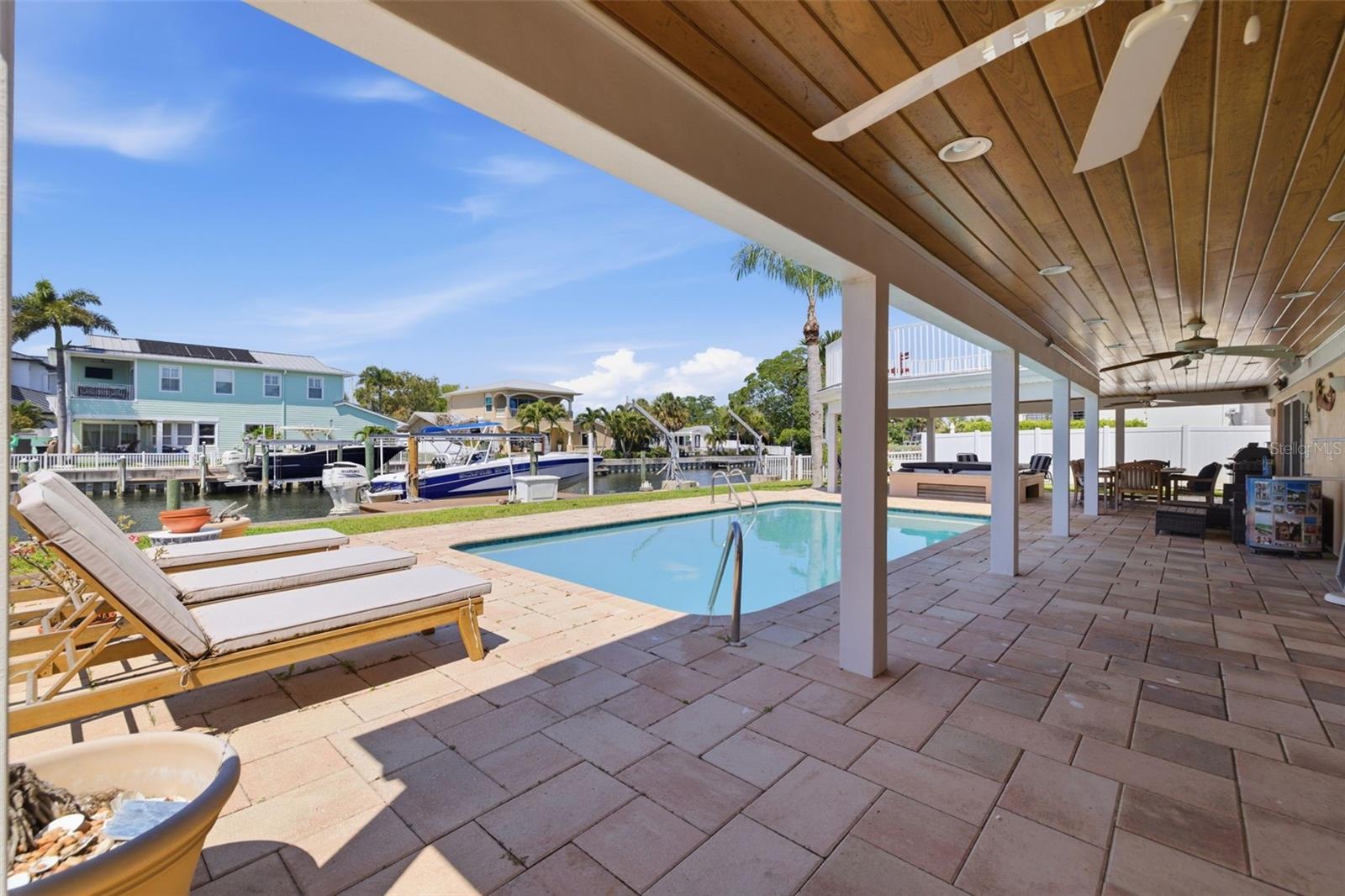 PATRICIAN POINT - Residential