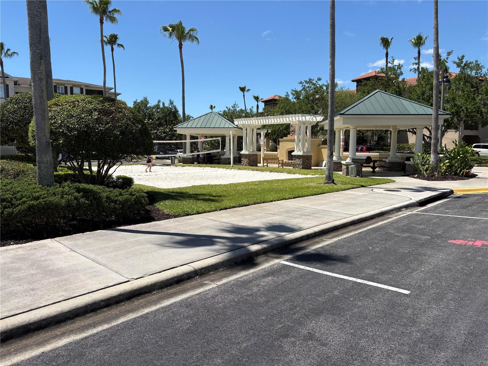 LAKESIDE/LKS/WINDERMERE PH 9 - Residential