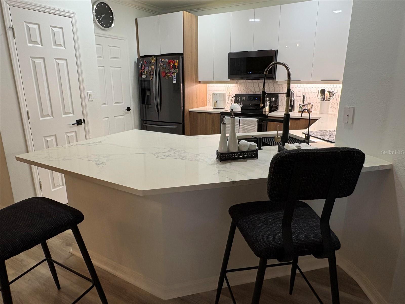 LAKESIDE/LKS/WINDERMERE PH 9 - Residential