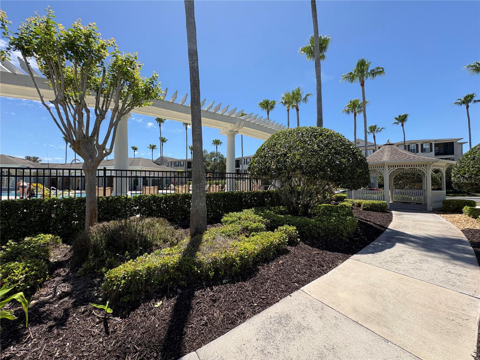 LAKESIDE/LKS/WINDERMERE PH 9 - Residential