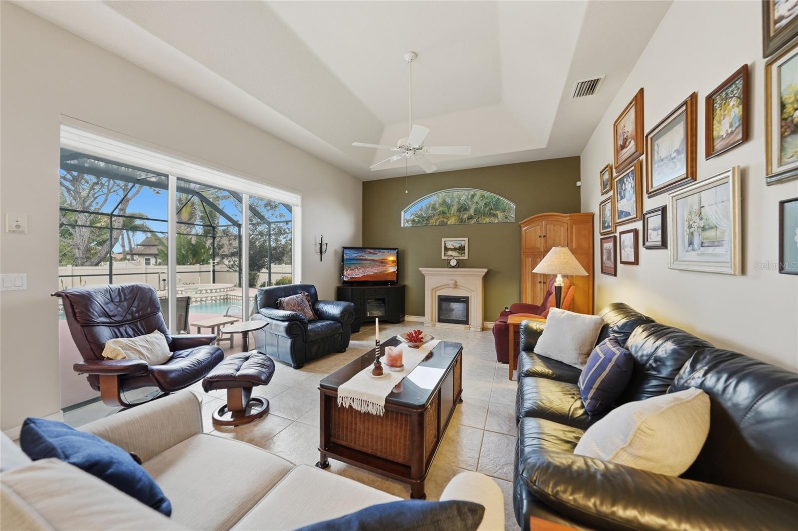 ROTONDA WEST WHITE MARSH - Residential