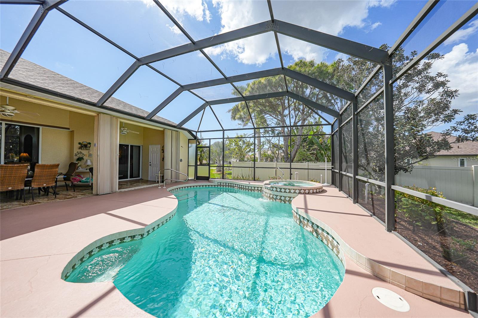 ROTONDA WEST WHITE MARSH - Residential