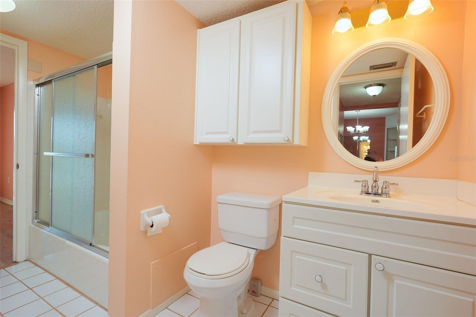 BAYSHORE ON THE LAKE APTS II SEC 2 - Residential