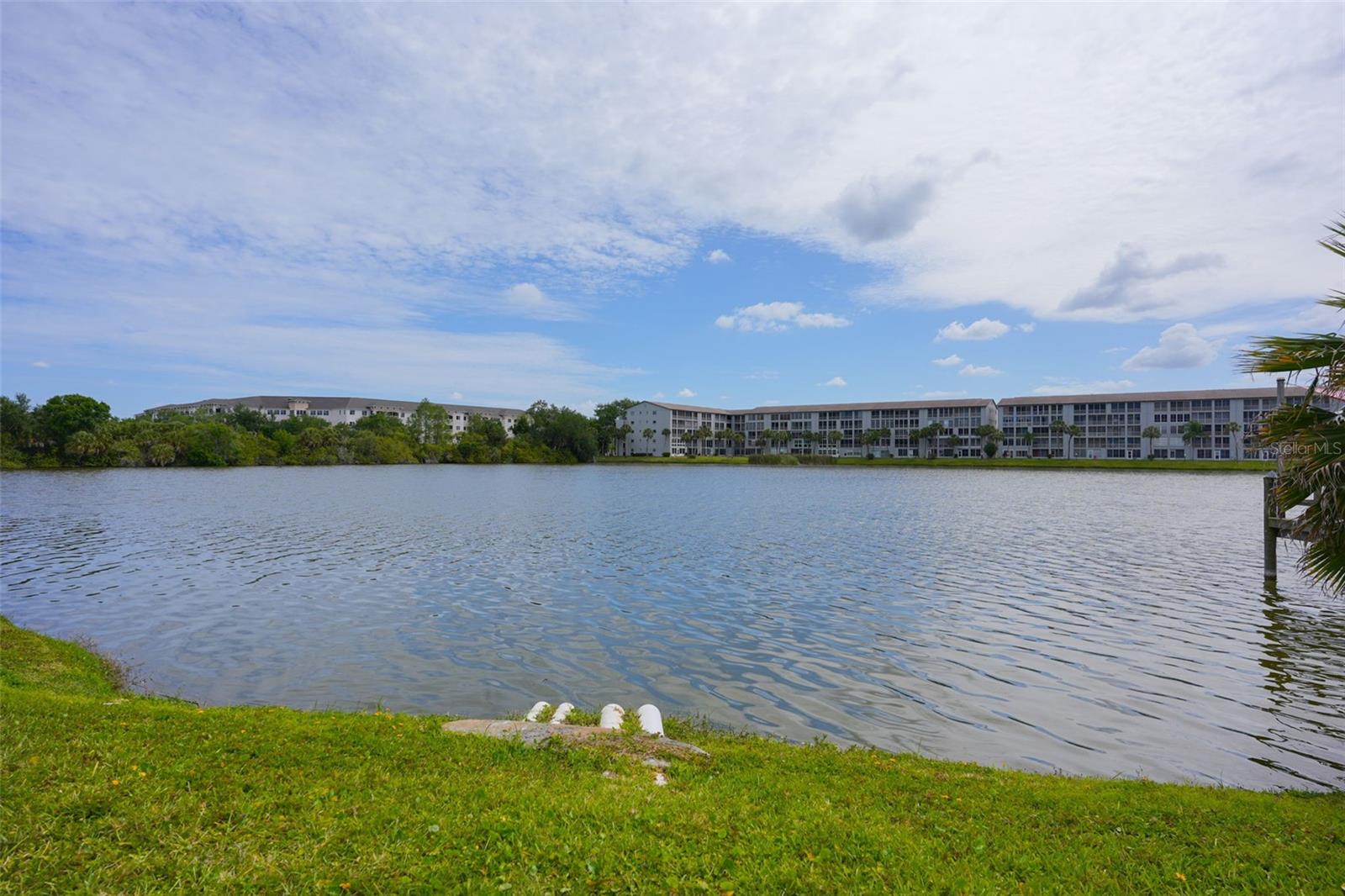 BAYSHORE ON THE LAKE APTS II SEC 2 - Residential