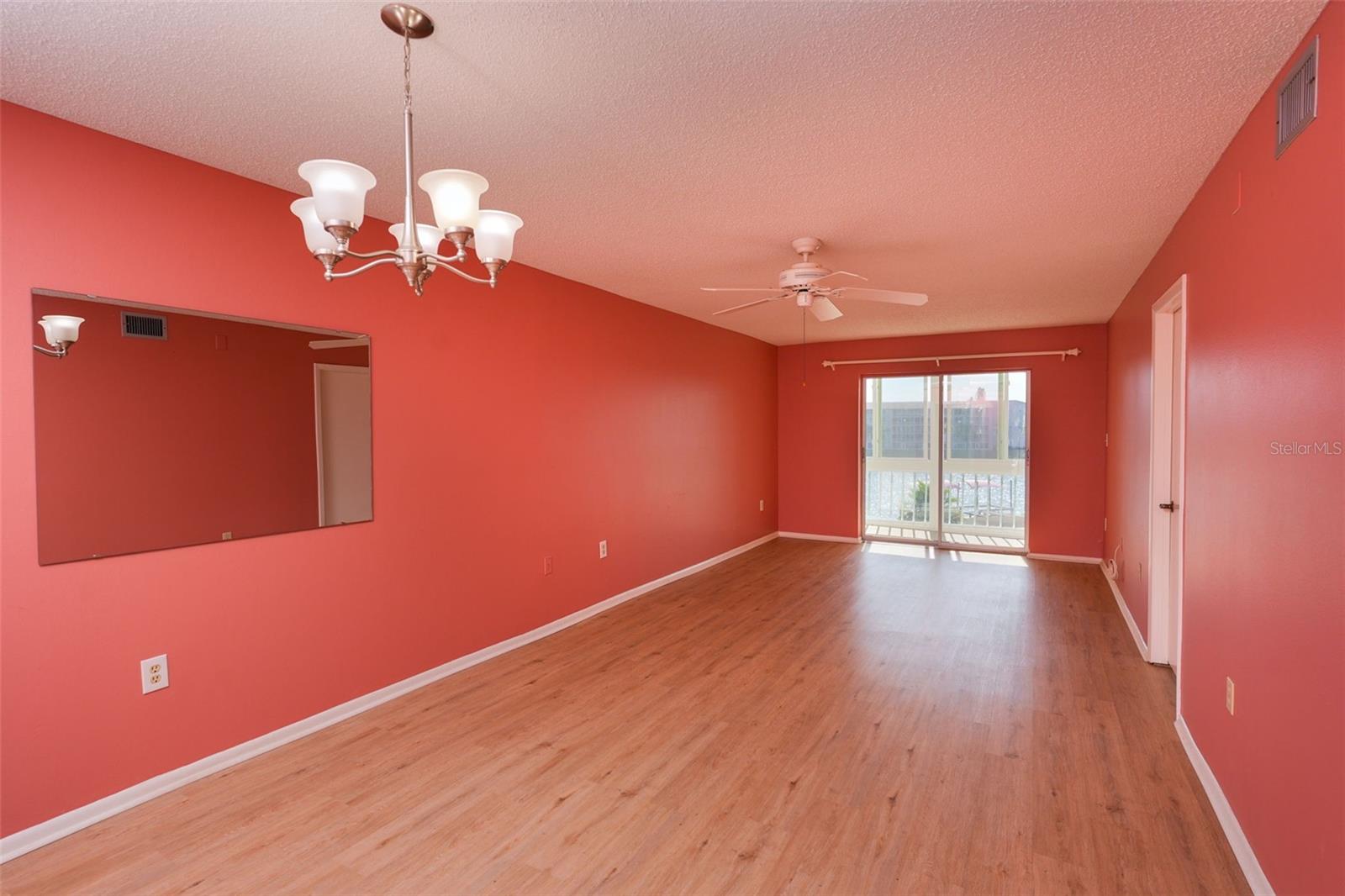 BAYSHORE ON THE LAKE APTS II SEC 2 - Residential