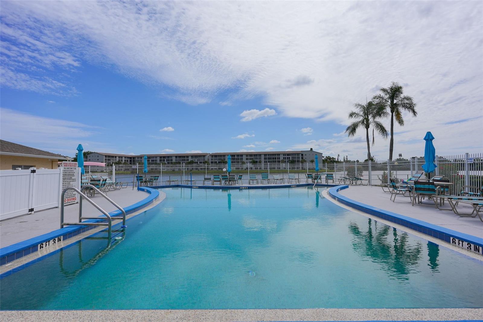 BAYSHORE ON THE LAKE APTS II SEC 2 - Residential