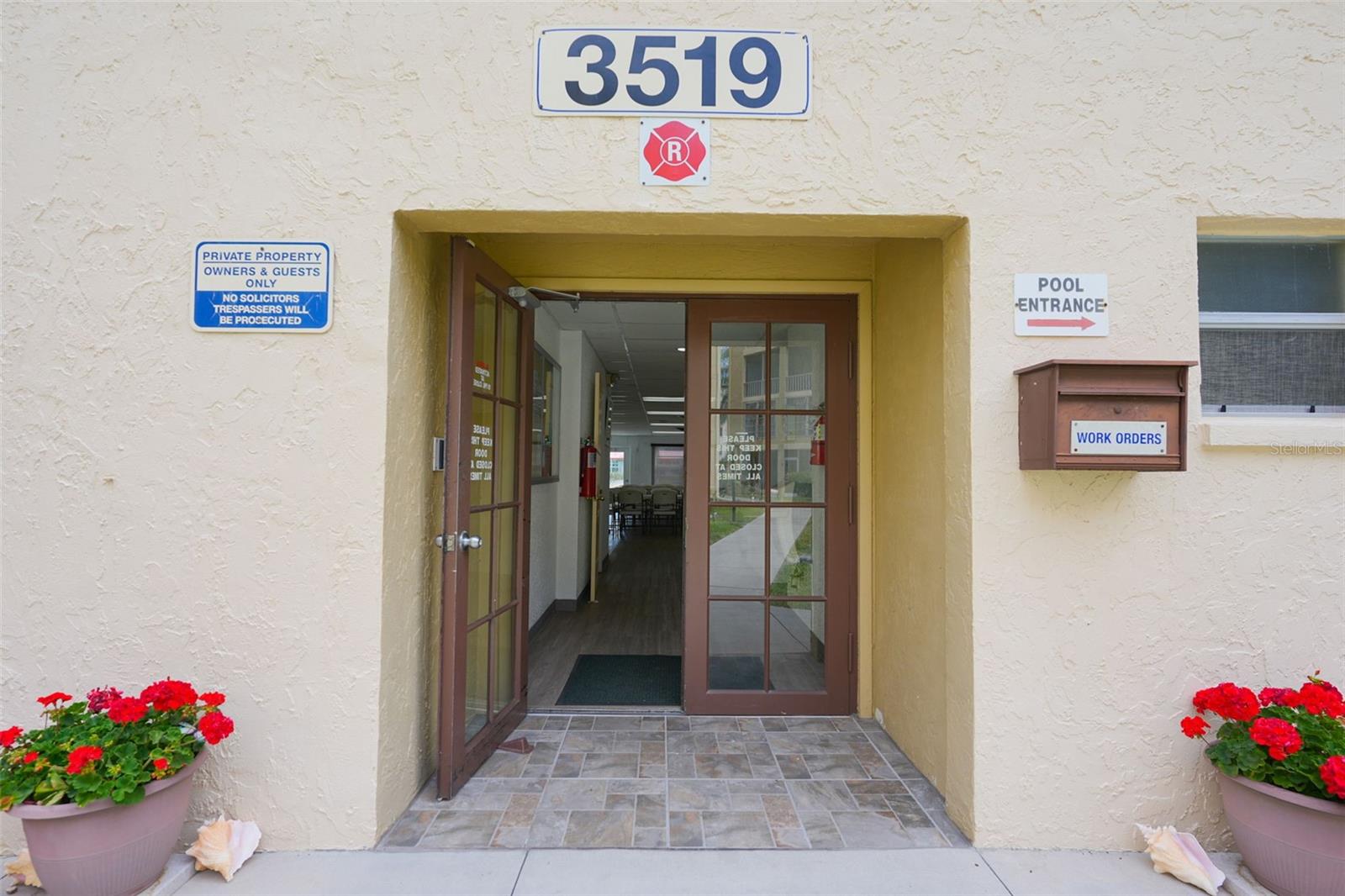 BAYSHORE ON THE LAKE APTS II SEC 2 - Residential