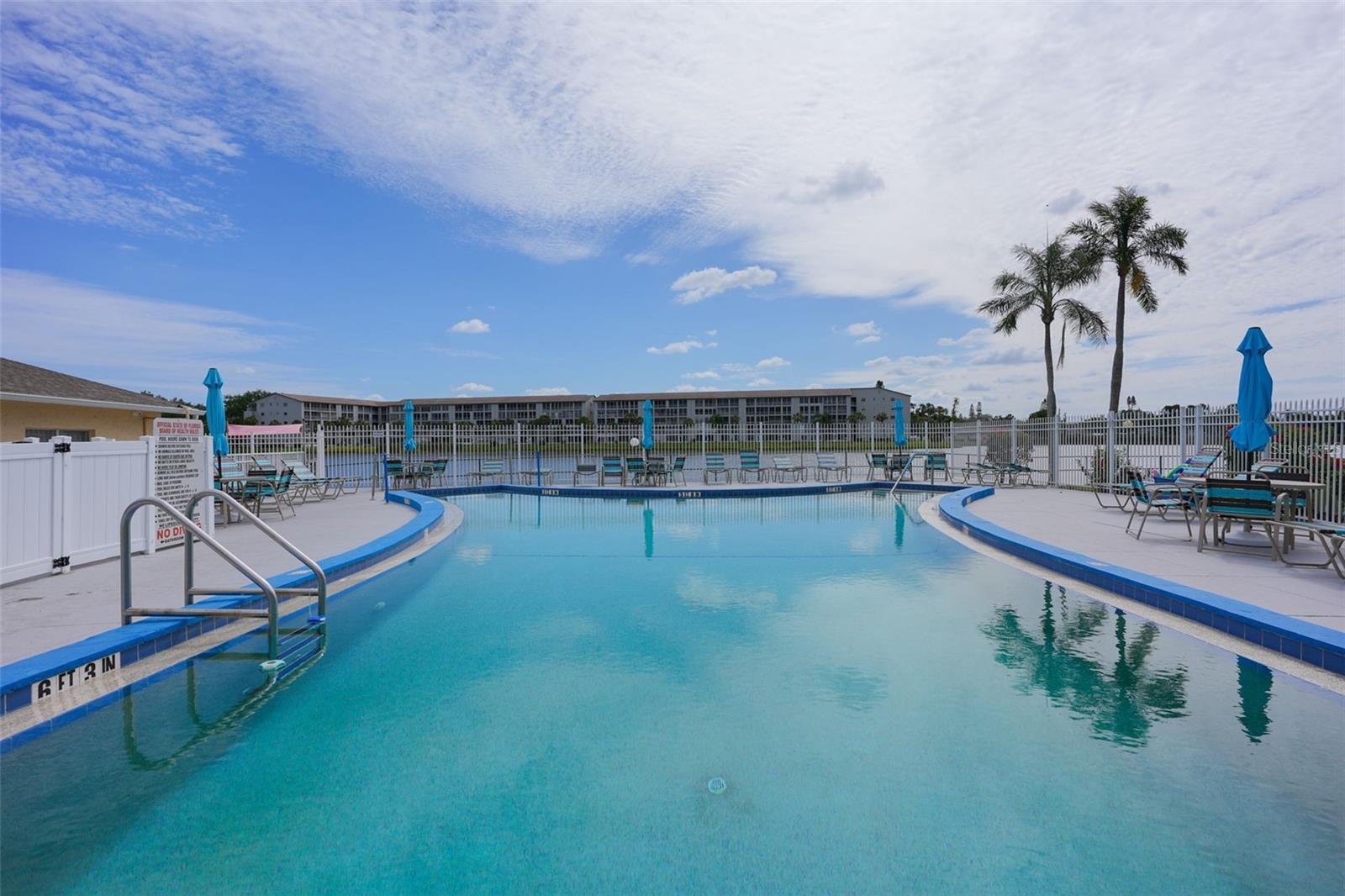 BAYSHORE ON THE LAKE APTS II SEC 2 - Residential