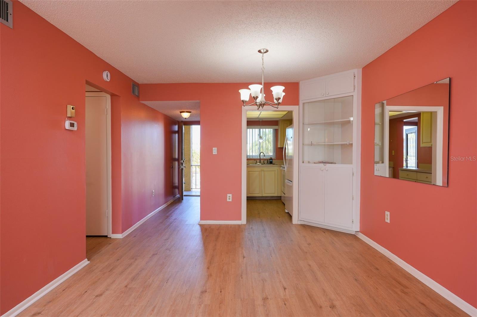 BAYSHORE ON THE LAKE APTS II SEC 2 - Residential