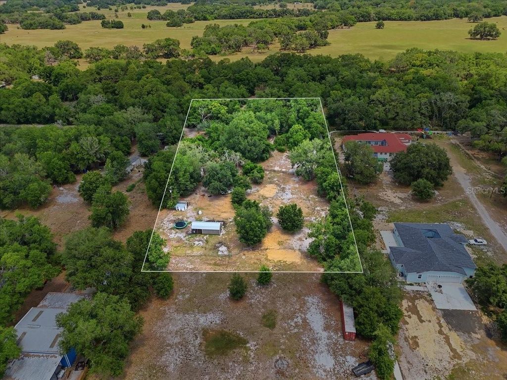 Photo of 27137 Miller Road, Dade City, FL 33525 (MLS # L4961401)