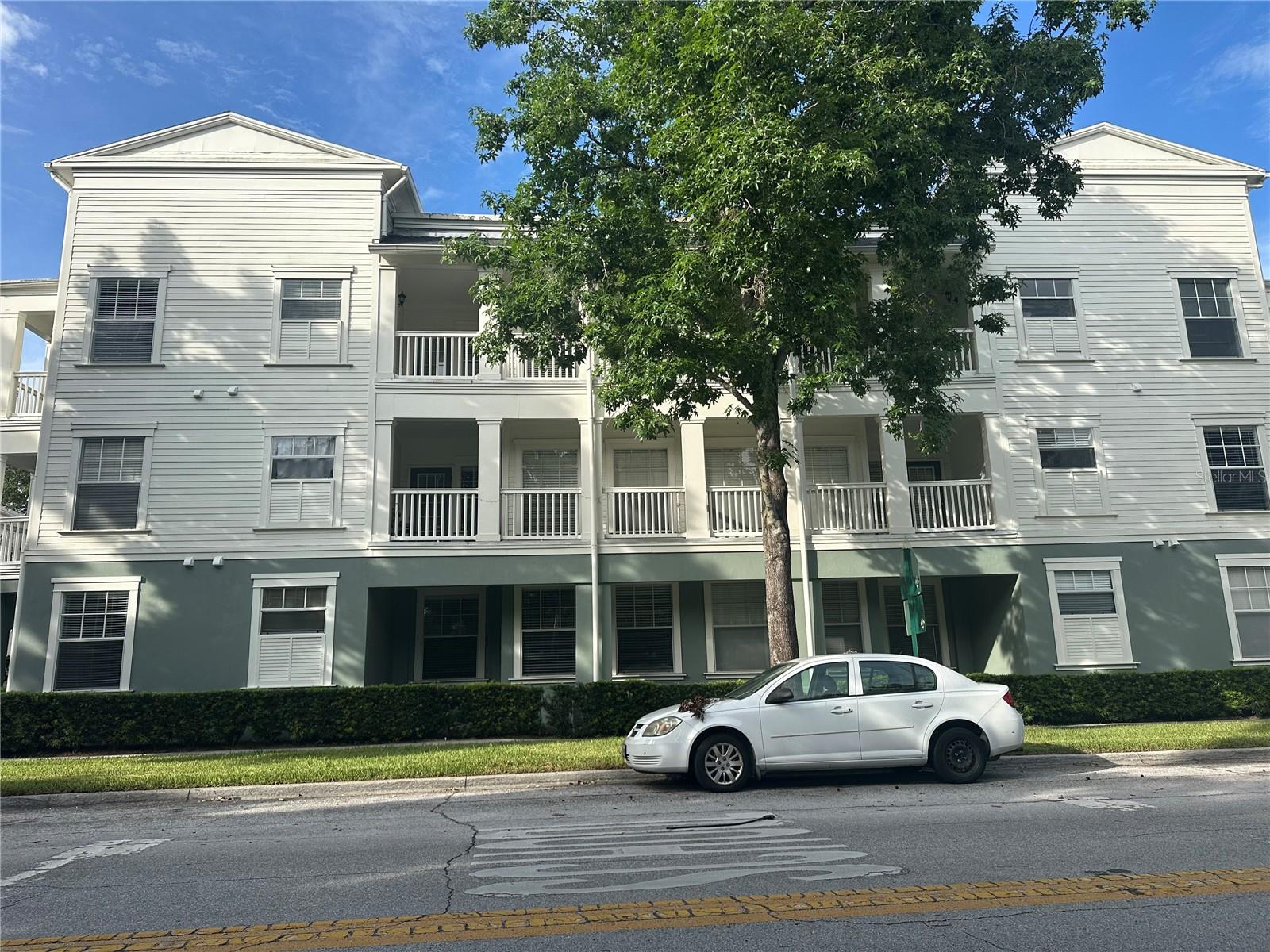 Prime Location in Celebration! Beautiful fully furnished 2-bedroom, 2-bath condo just steps from Celebration K-8 school. Located in the heart of town with easy access to shops, dining, and parks. A rare opportunity – move-in ready! Schedule your showing today!