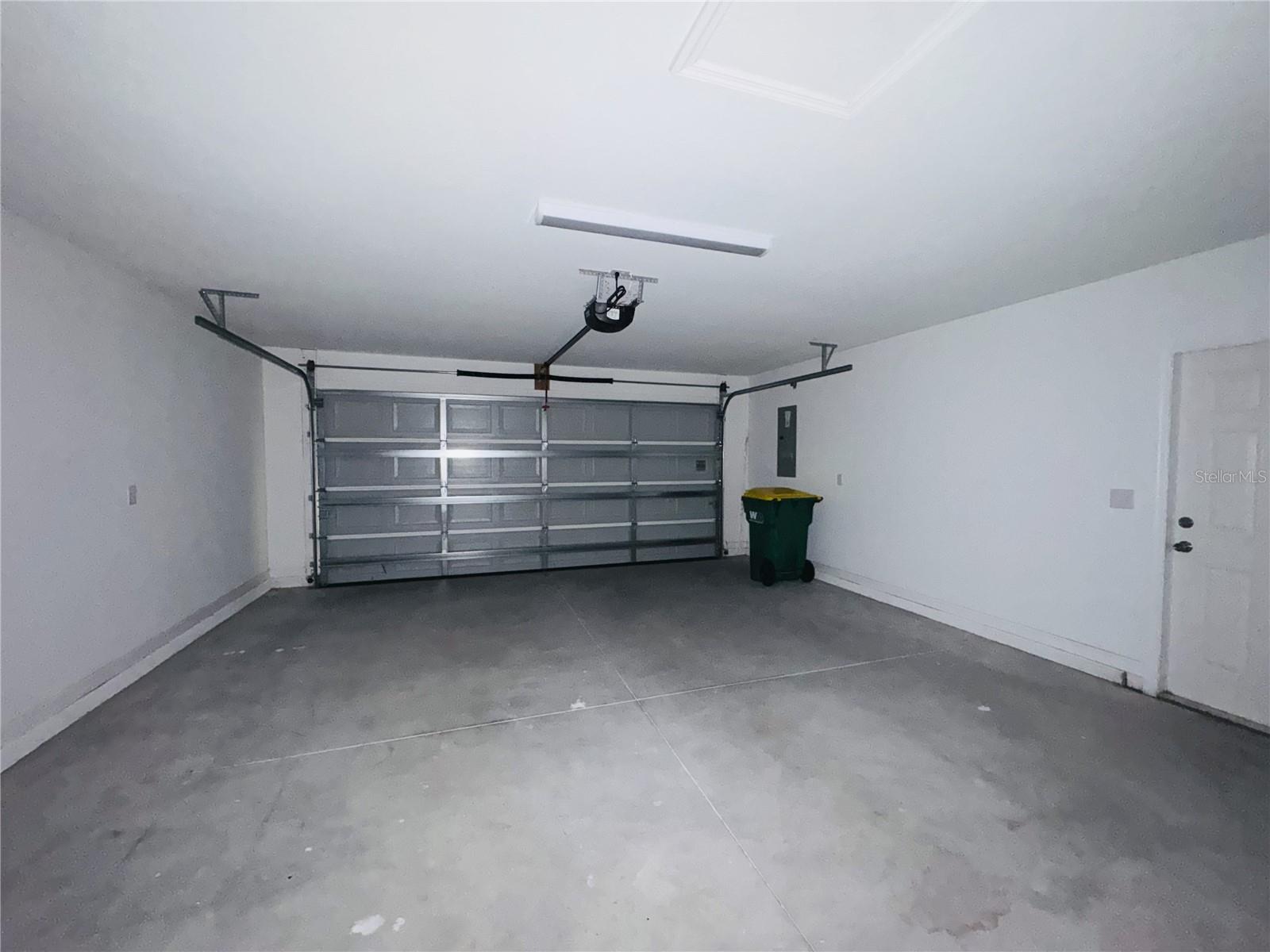 INVERNESS HIGHLANDS SOUTH - Residential Lease