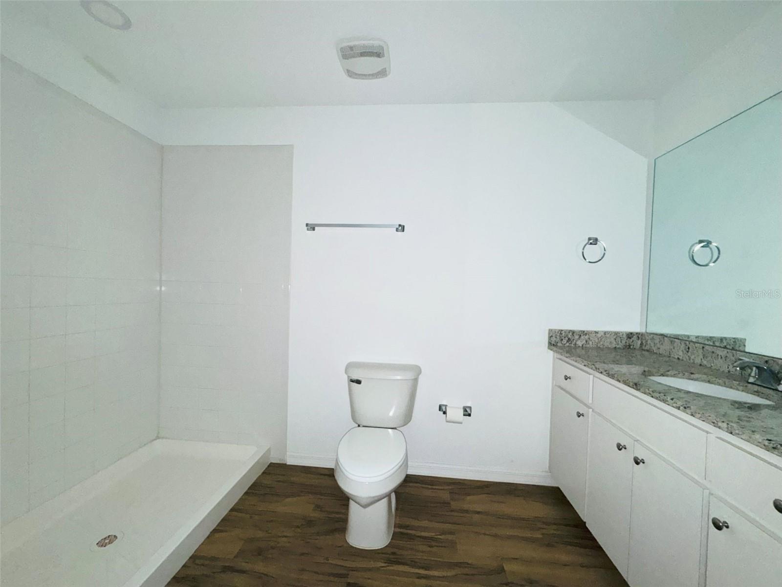 INVERNESS HIGHLANDS SOUTH - Residential Lease