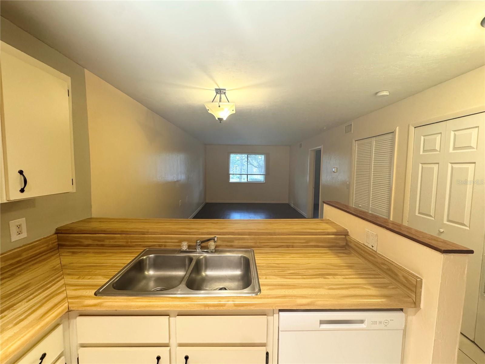 109 SE 16TH AVENUE Q101