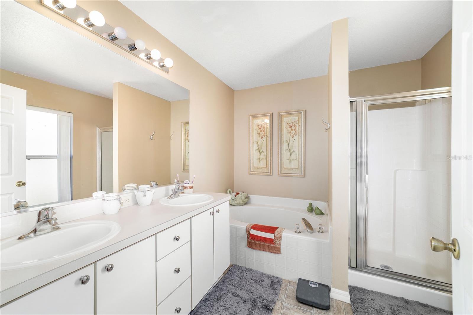 ELEVEN OAKS ADD 01 - Residential