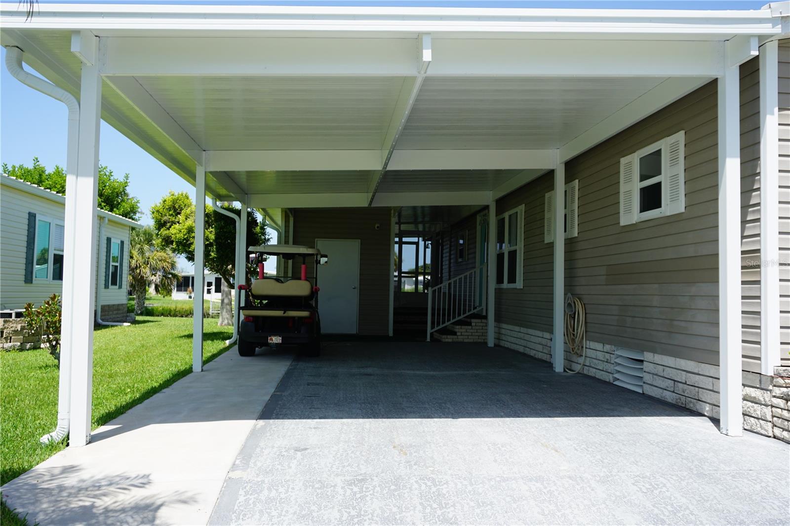 LAZY RIVER MHP - Residential