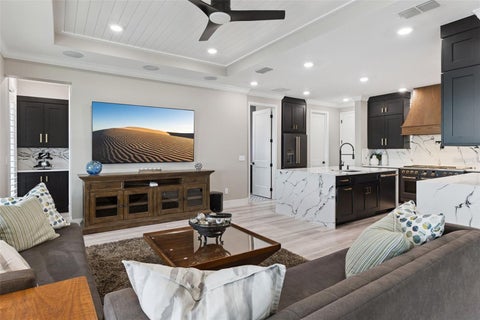 Tiny photo for 433 Blue Cypress Drive, Groveland, FL 34736 (MLS # G5117233)