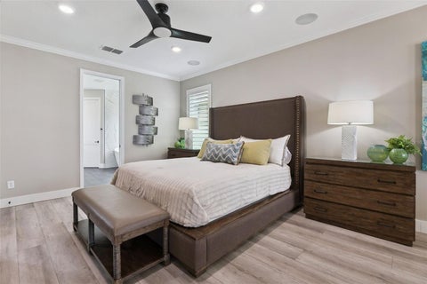 Tiny photo for 433 Blue Cypress Drive, Groveland, FL 34736 (MLS # G5117233)