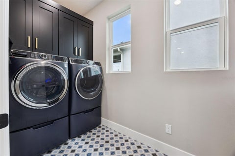 Tiny photo for 433 Blue Cypress Drive, Groveland, FL 34736 (MLS # G5117233)