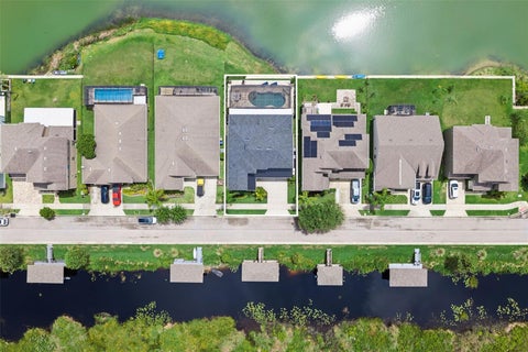 Tiny photo for 433 Blue Cypress Drive, Groveland, FL 34736 (MLS # G5117233)
