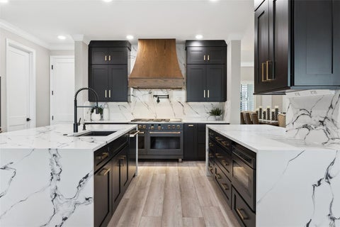 Tiny photo for 433 Blue Cypress Drive, Groveland, FL 34736 (MLS # G5117233)