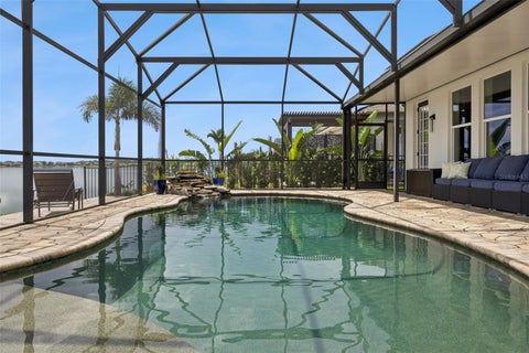 Tiny photo for 433 Blue Cypress Drive, Groveland, FL 34736 (MLS # G5117233)