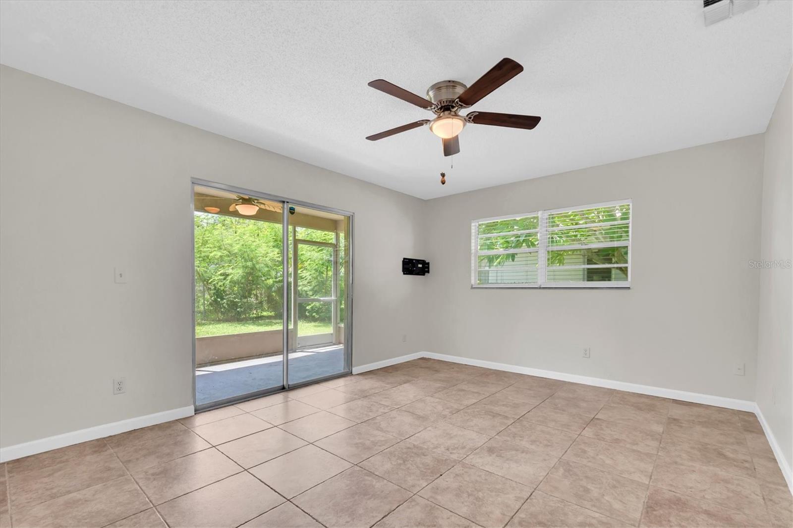 1521 13TH STREET W