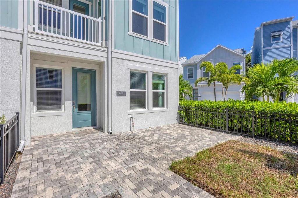 Photo of 2353 Lindstrom Street, Sarasota, FL 34237 (MLS # A4666534)
