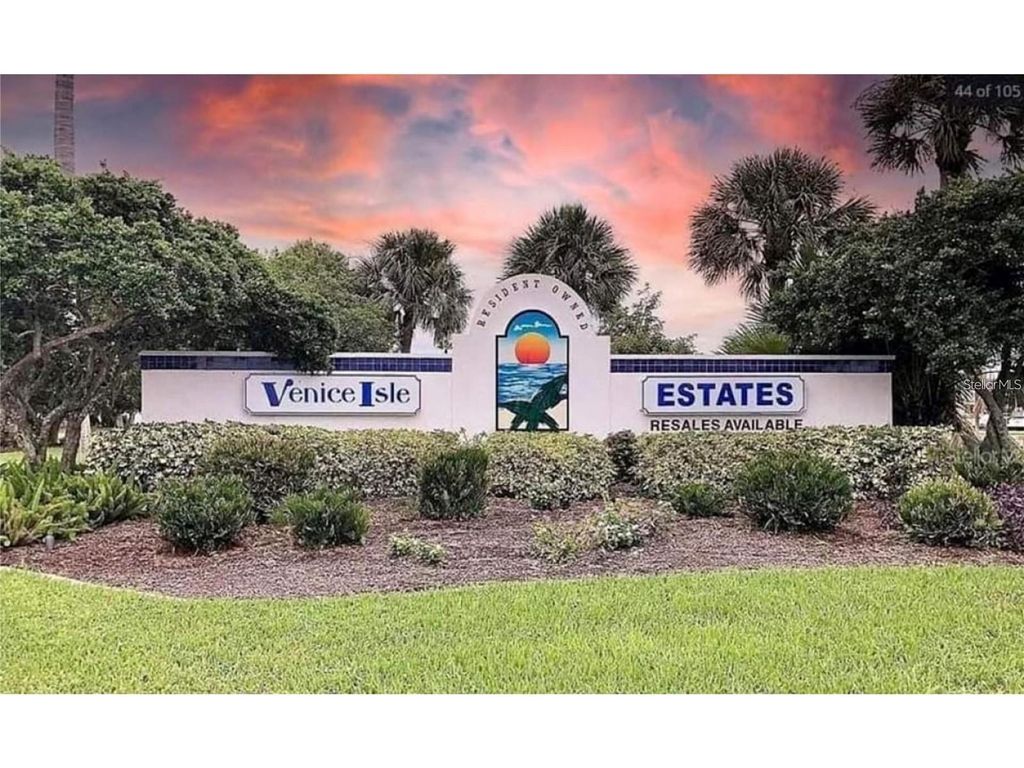 Photo of 706 Roma Road, Venice, FL 34285 (MLS # D6143304)