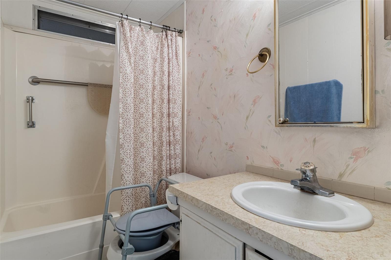 BROOKRIDGE COMM - Residential