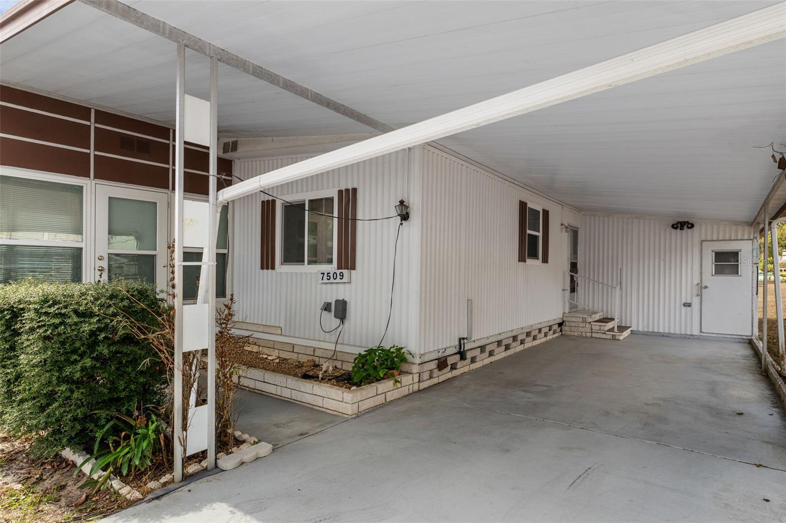 BROOKRIDGE COMM - Residential