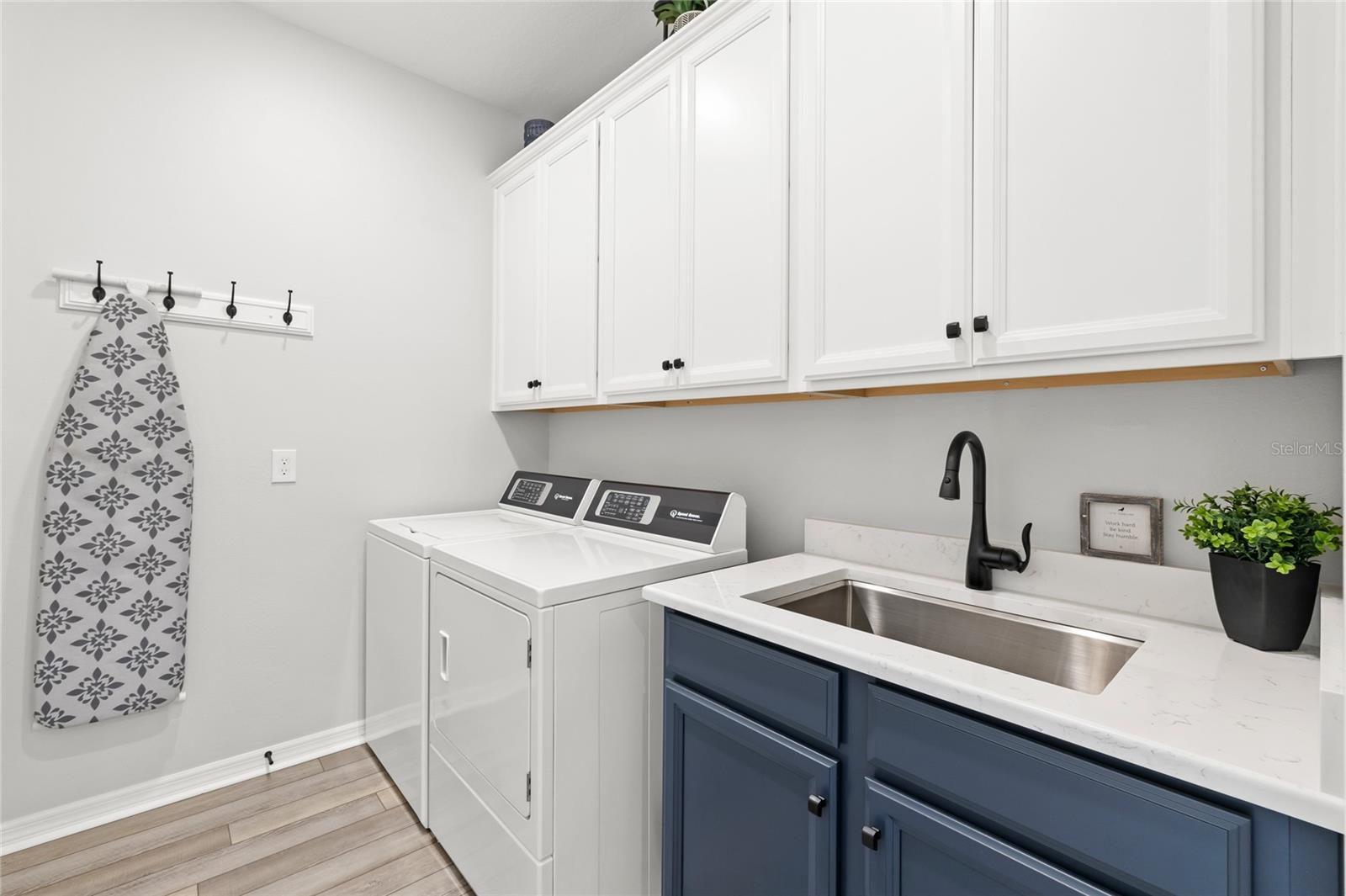 WATERBROOKE PH 4 - Residential