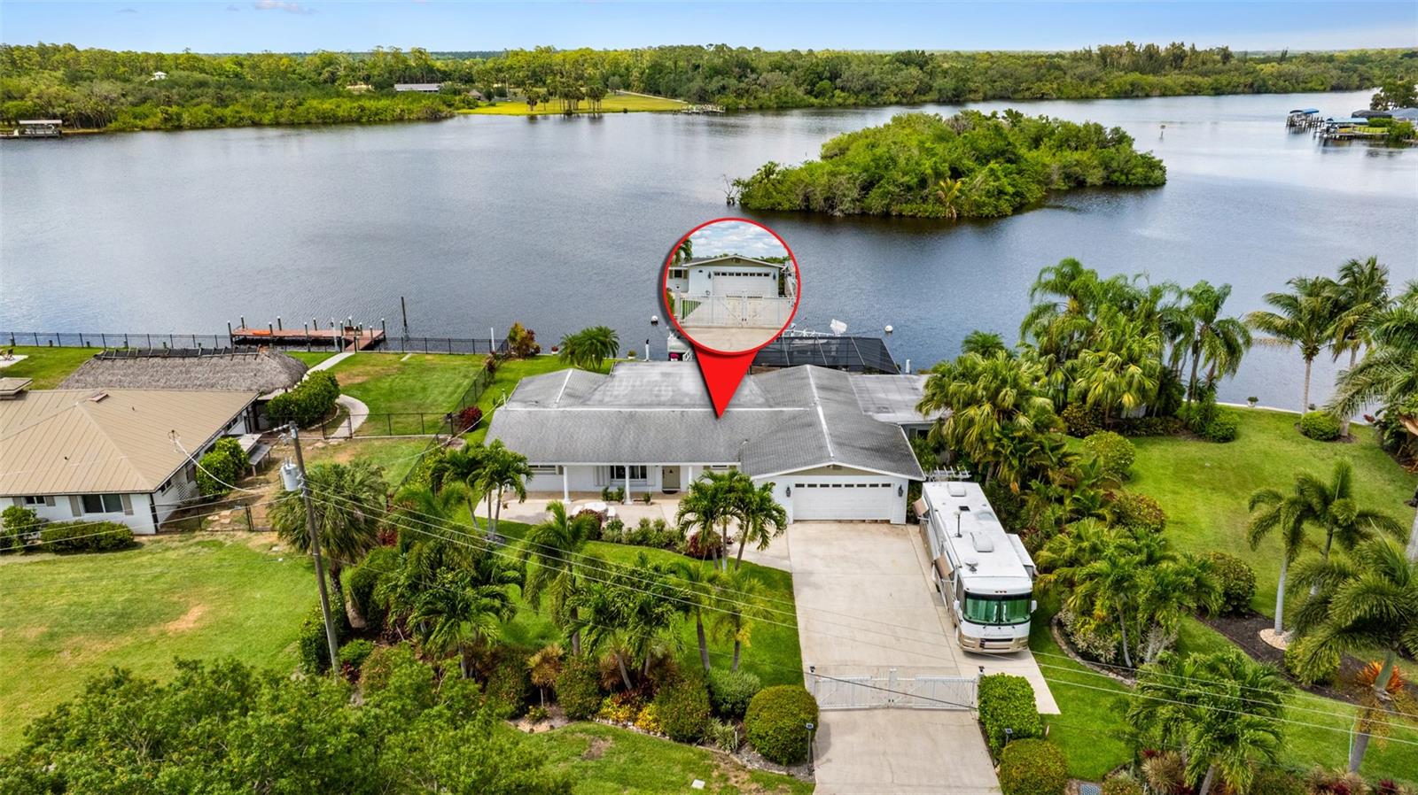 PARADISE SHORES - Residential