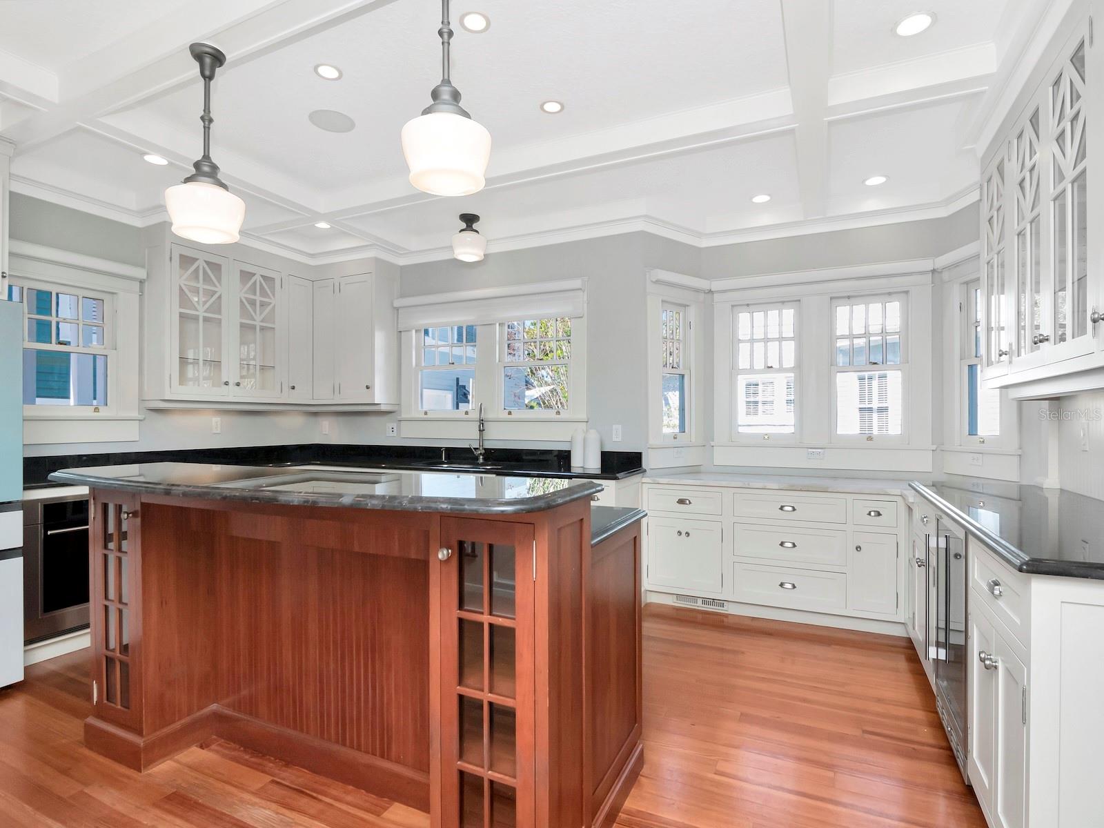 BAYSHORE PLACE - Residential