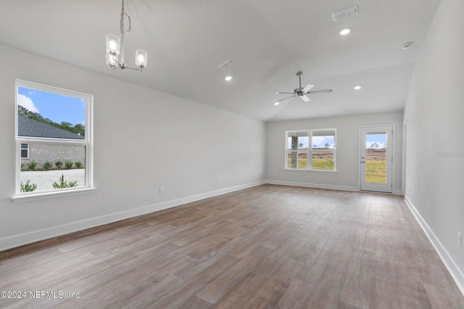 2178 NW 23RD LOOP