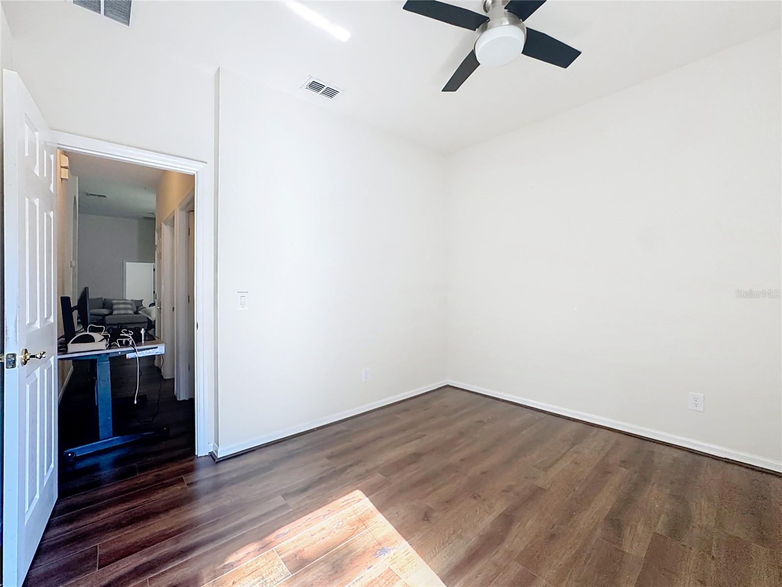 FELLS COVE UNIT 2 PH 1 - Residential Lease