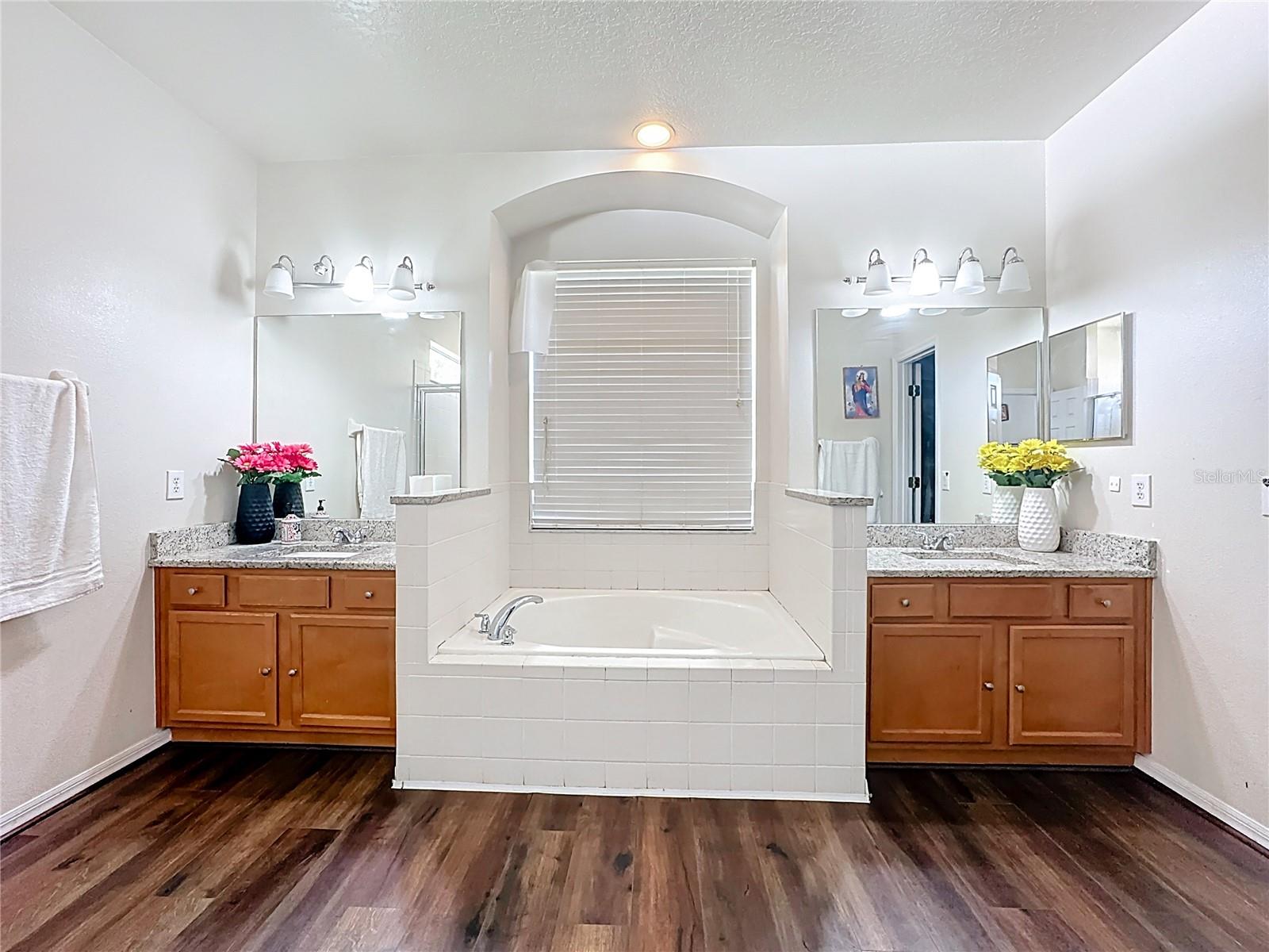 FELLS COVE UNIT 2 PH 1 - Residential Lease