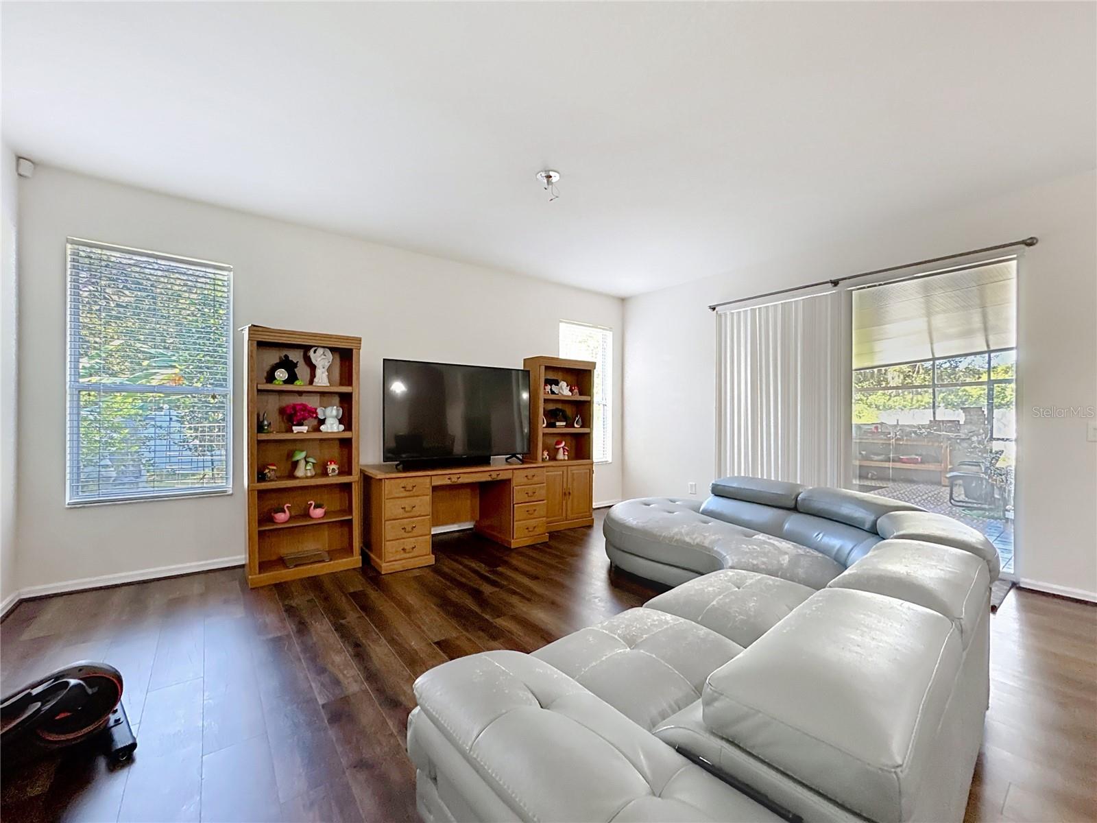 FELLS COVE UNIT 2 PH 1 - Residential Lease