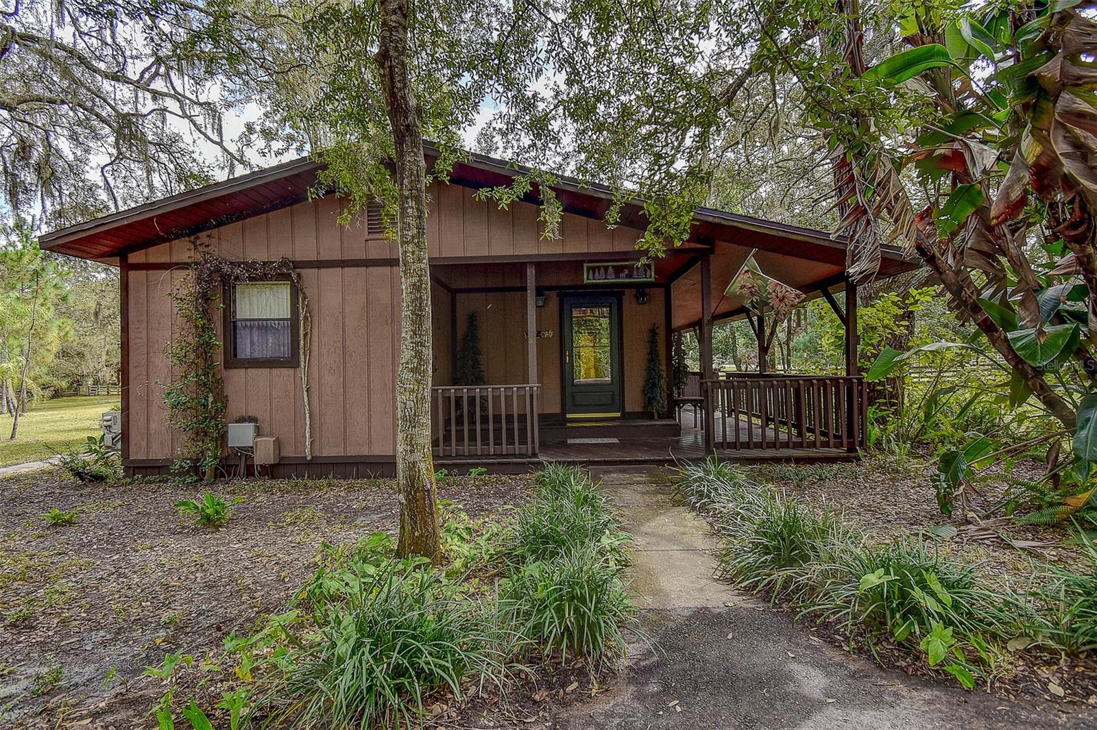 LAKE HILLS - Residential