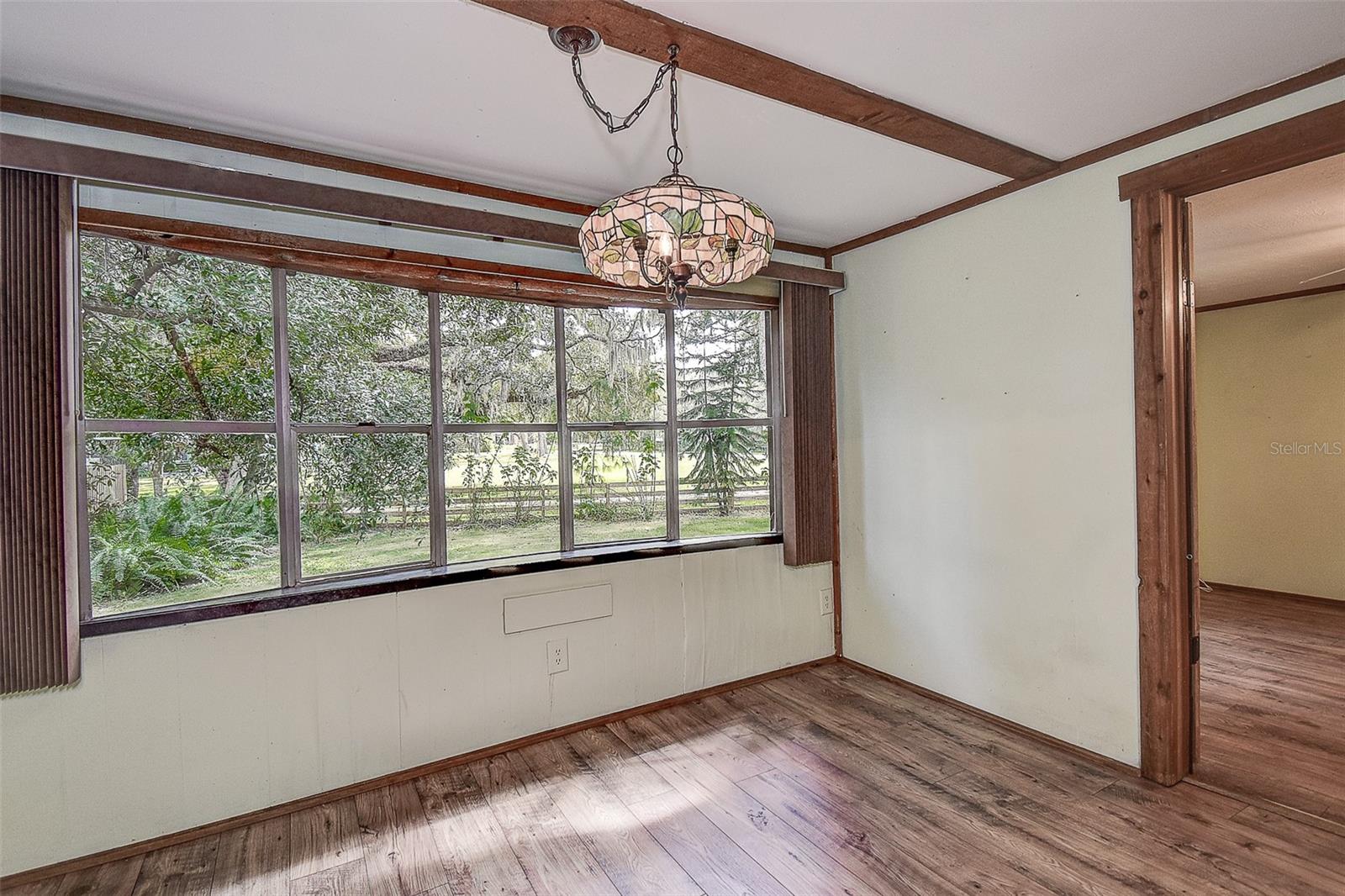 LAKE HILLS - Residential